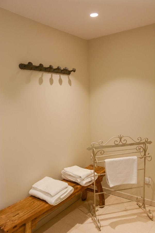 주카스 La Bastide Neuve B&B 외부 사진