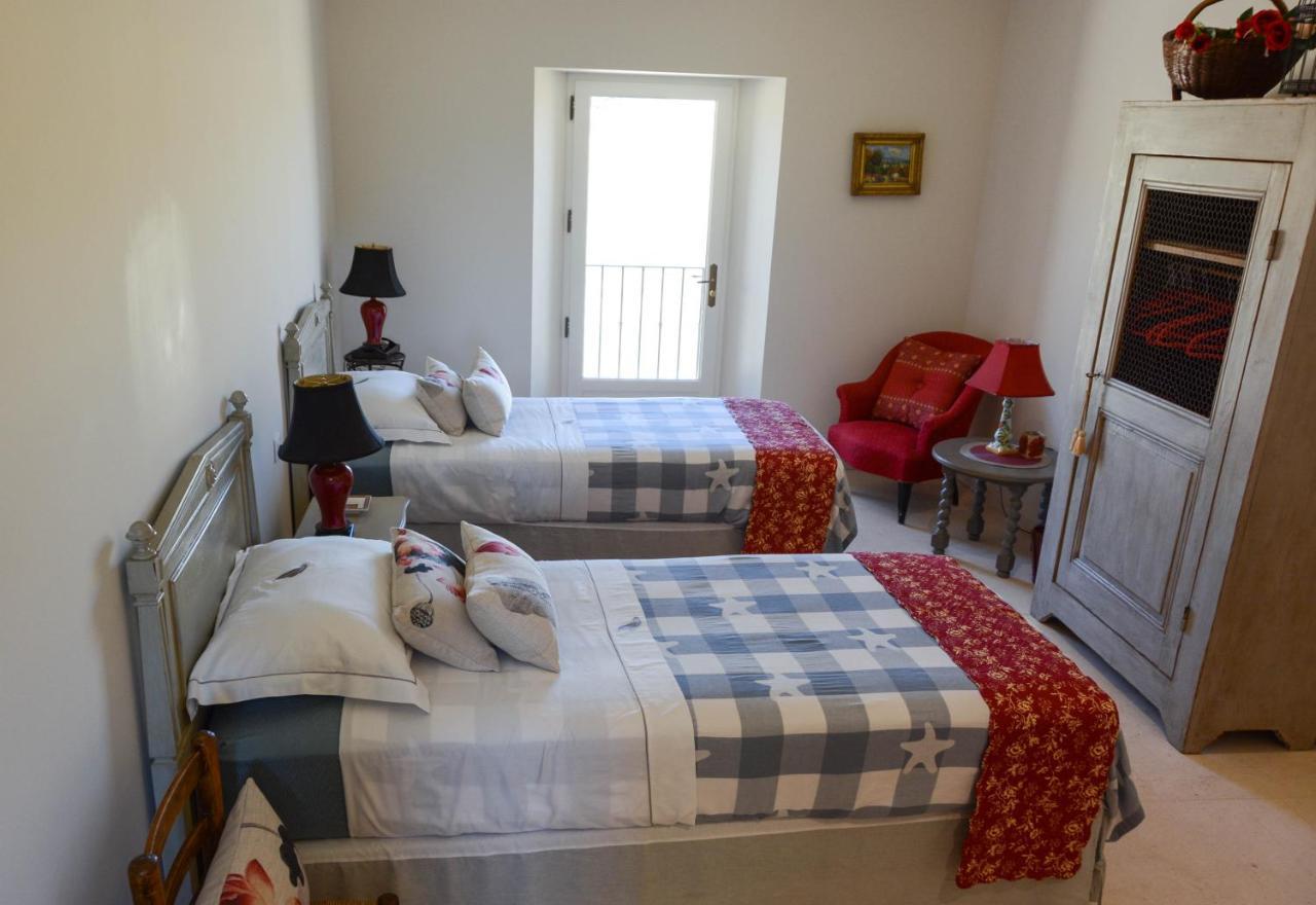 주카스 La Bastide Neuve B&B 외부 사진